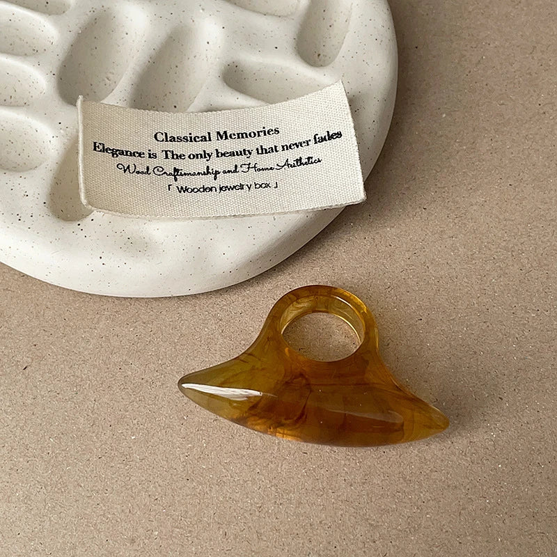 irregular resin blend ring
