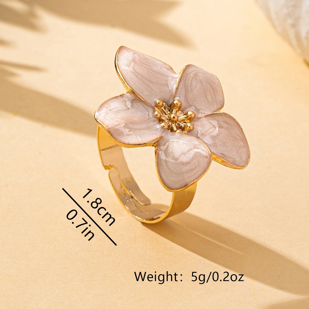 A Women's Ring in the Shape