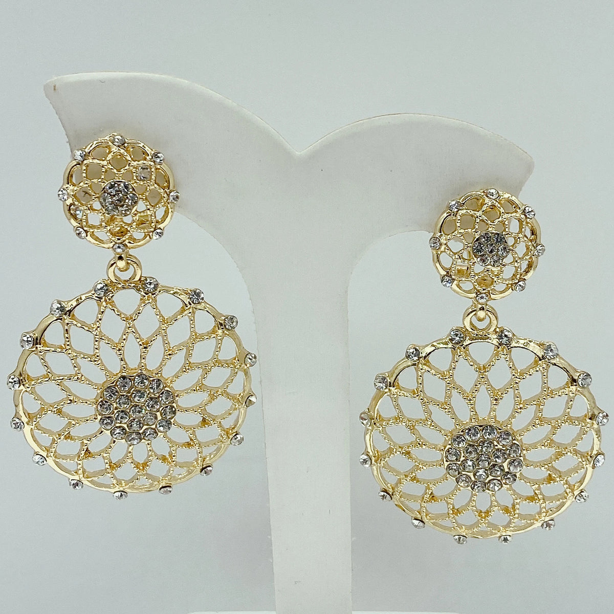Women Earring Round Cutout