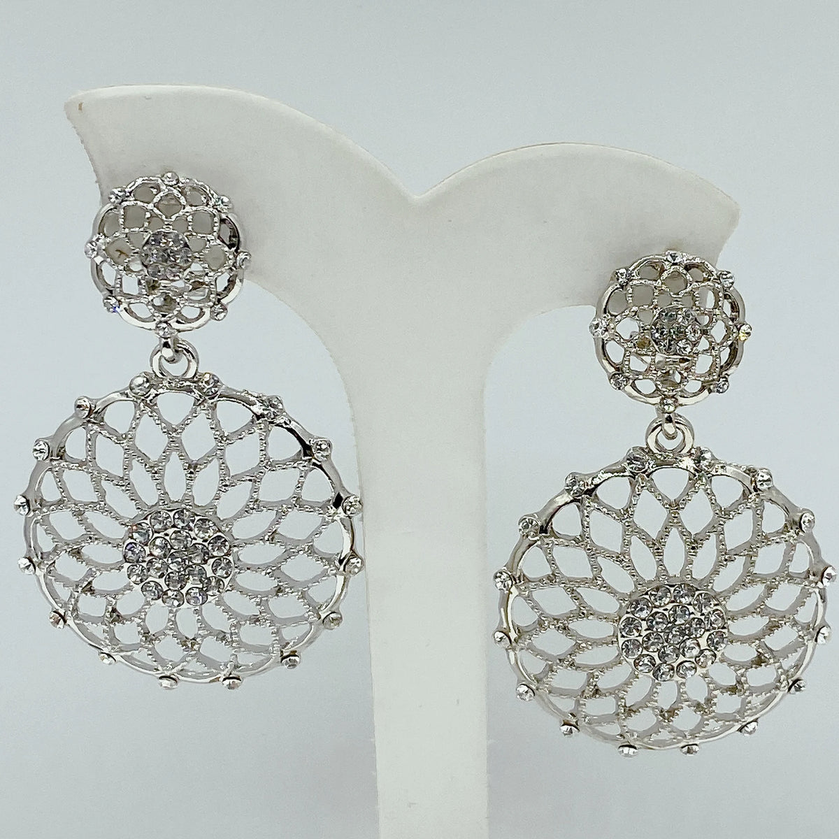 Women Earring Round Cutout